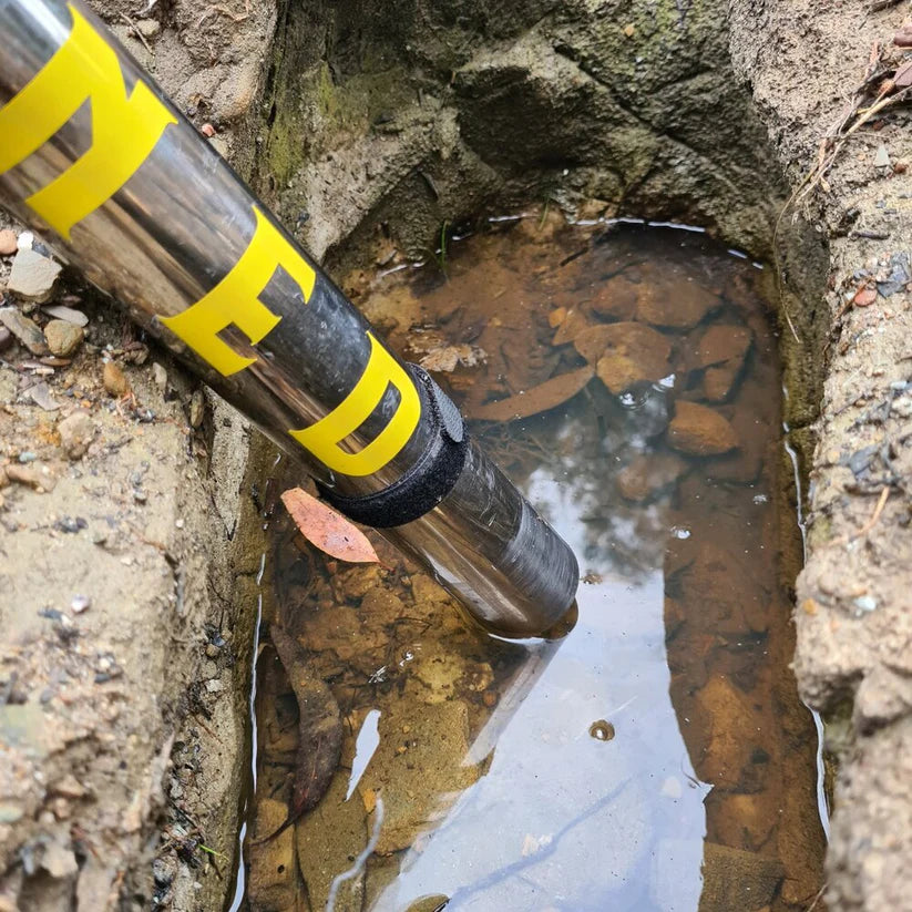 BJK King Deluxe Yabby Pump and Hose - Nugget Ned